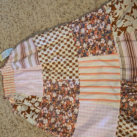 Size 10/12 dress - Picture 4 of 4
